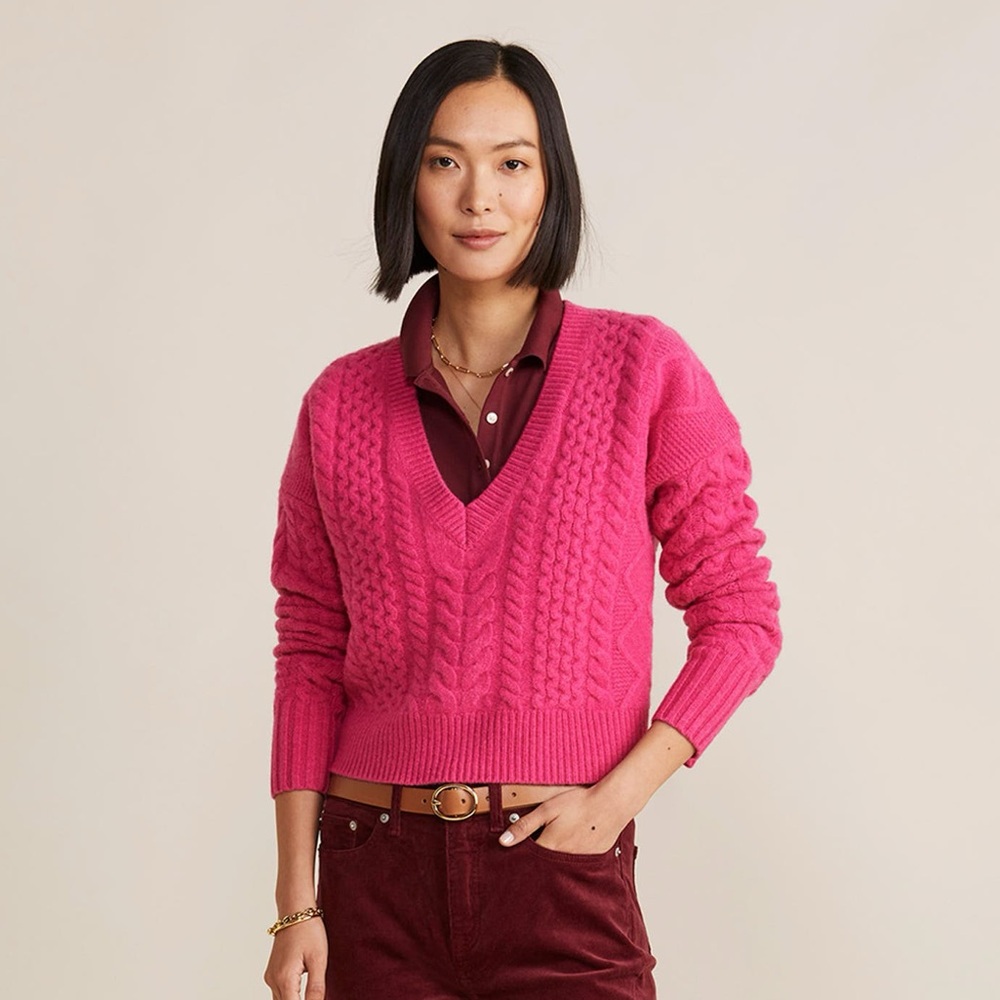 Vineyard Vines Cable Knit V-Neck 100% Merino Wool Sweater